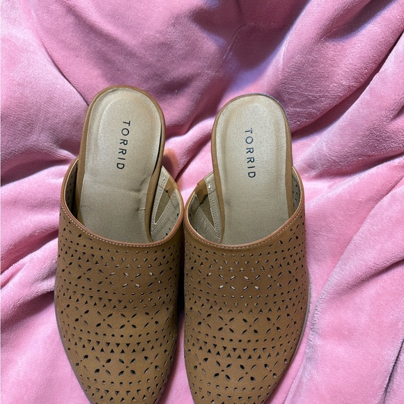 Torrid Perf Mule - Picture 3 of 6